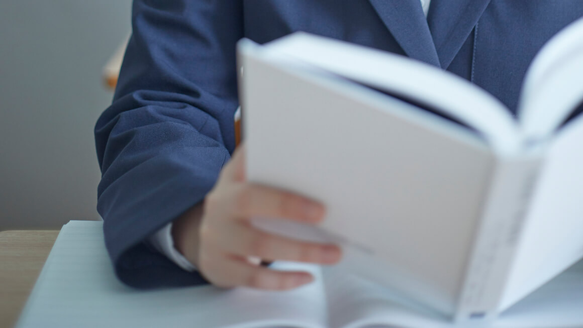 写真:学校に納付する教育関連資金以外の資金